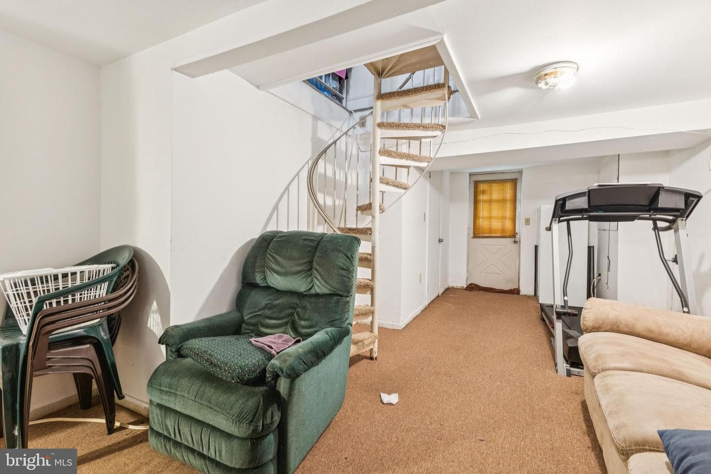 3904 Clark Street photo 8