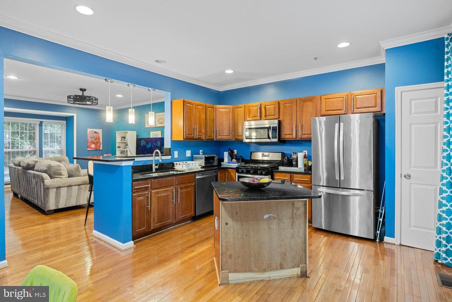 1712 Apple Blossom Court photo 16