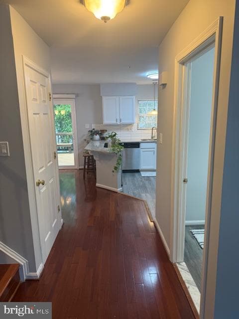 5764 Everhart Place photo 5