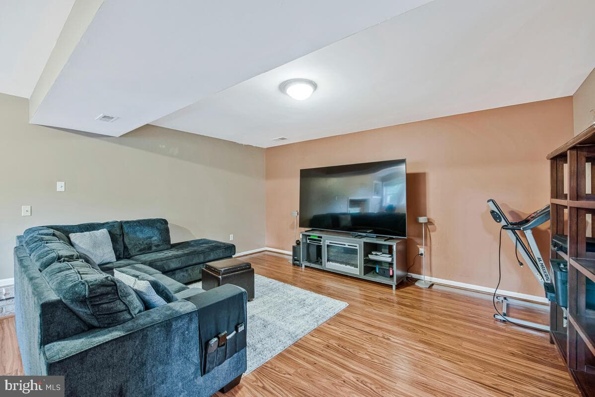 6614 McCahill Drive photo 32