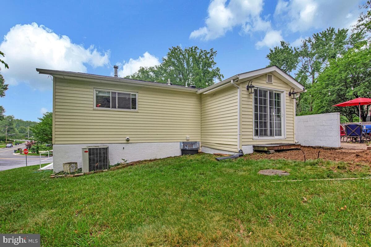 6614 McCahill Drive photo 36