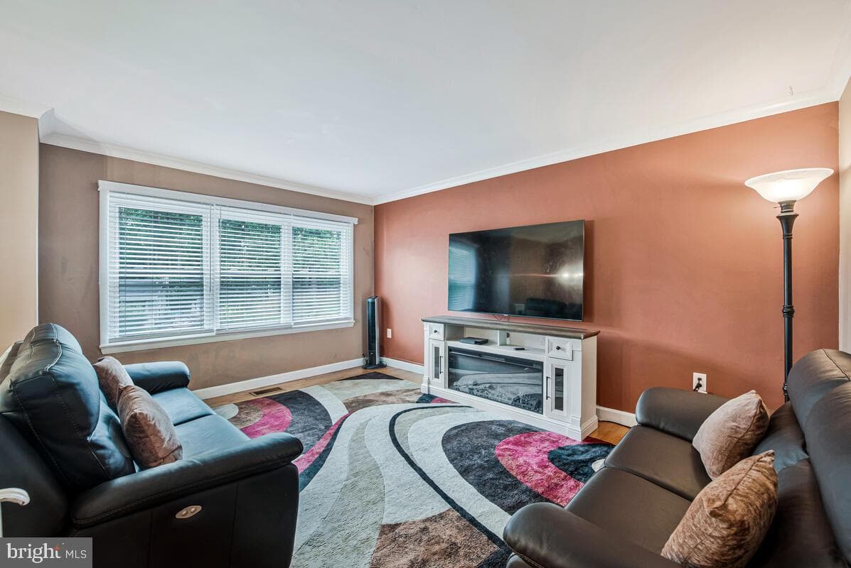 6614 McCahill Drive photo 6