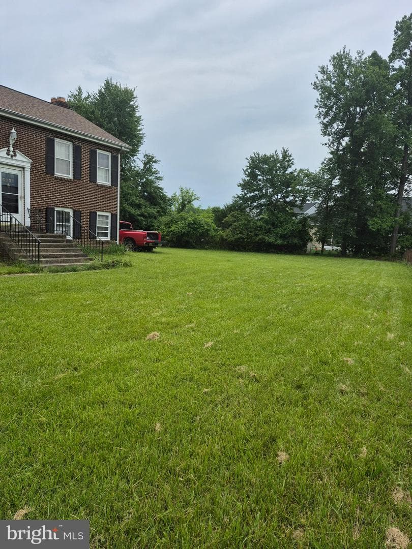 6706 Surratts Road photo 3