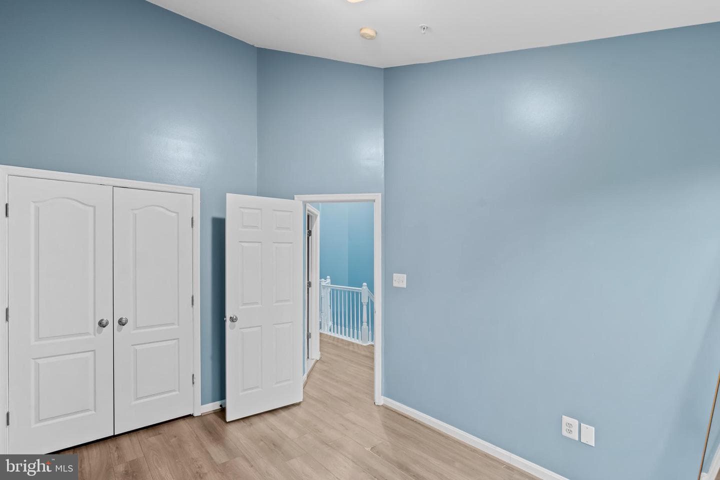 714 Parev Way photo 33