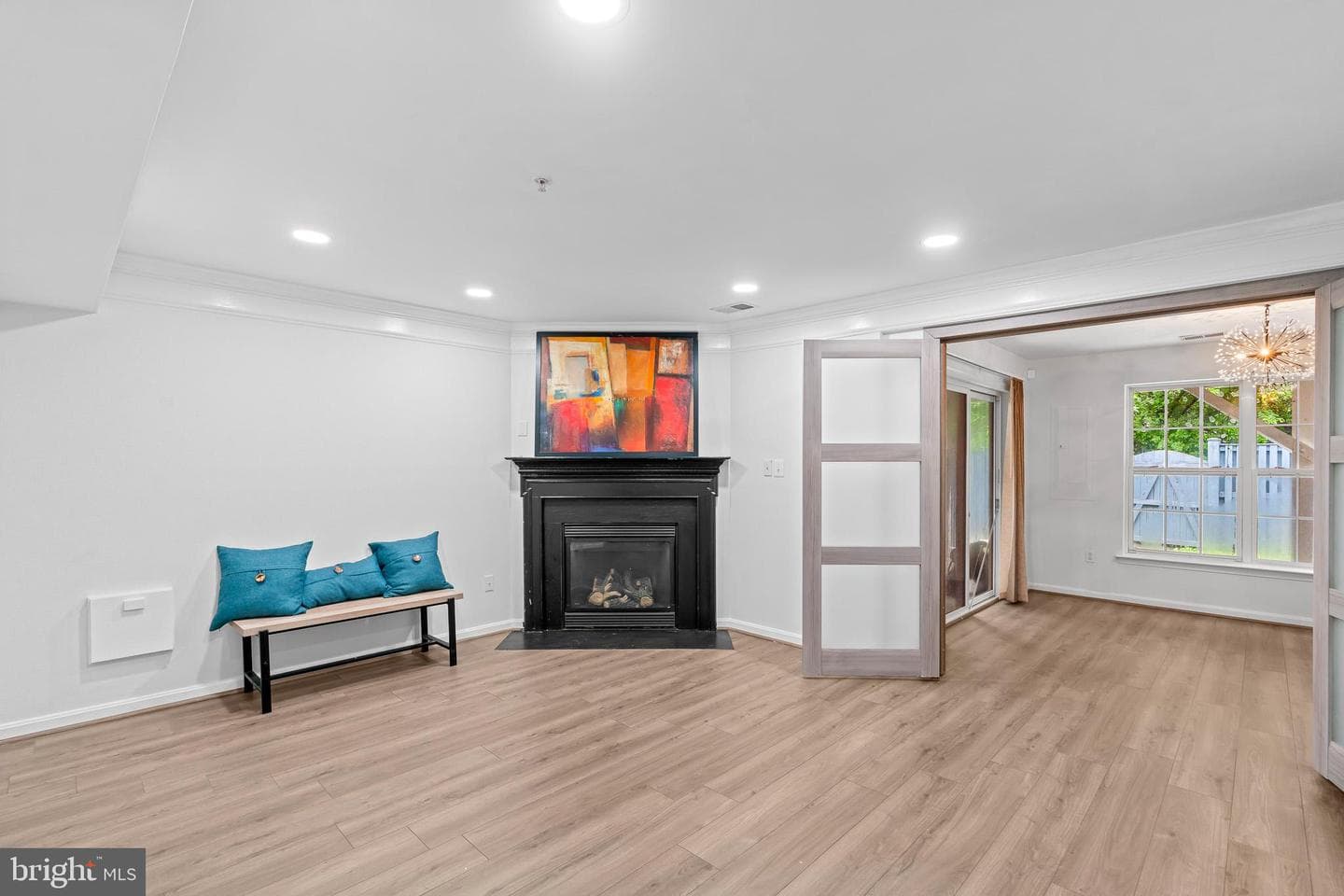 714 Parev Way photo 8