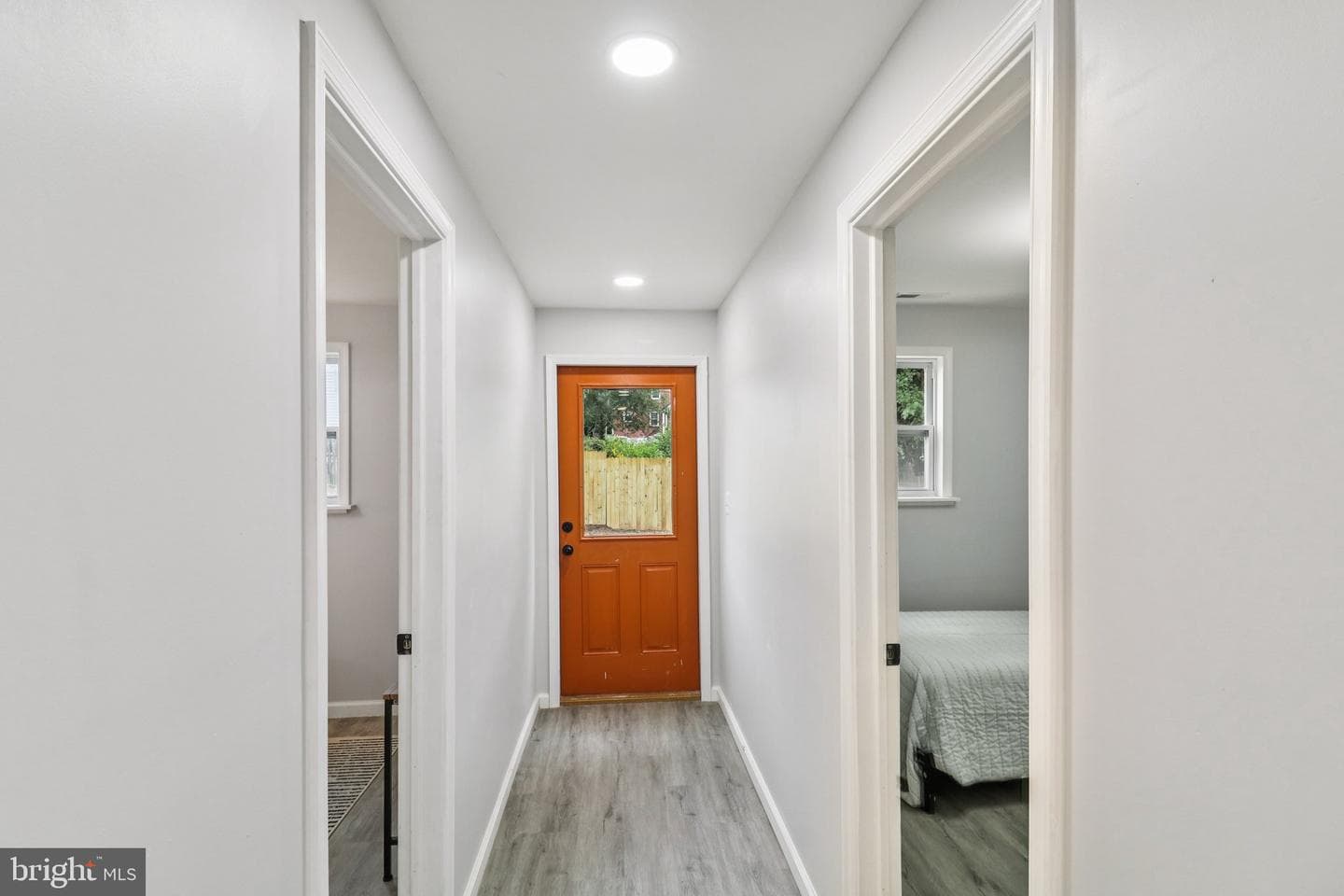 919 Mentor Avenue photo 29