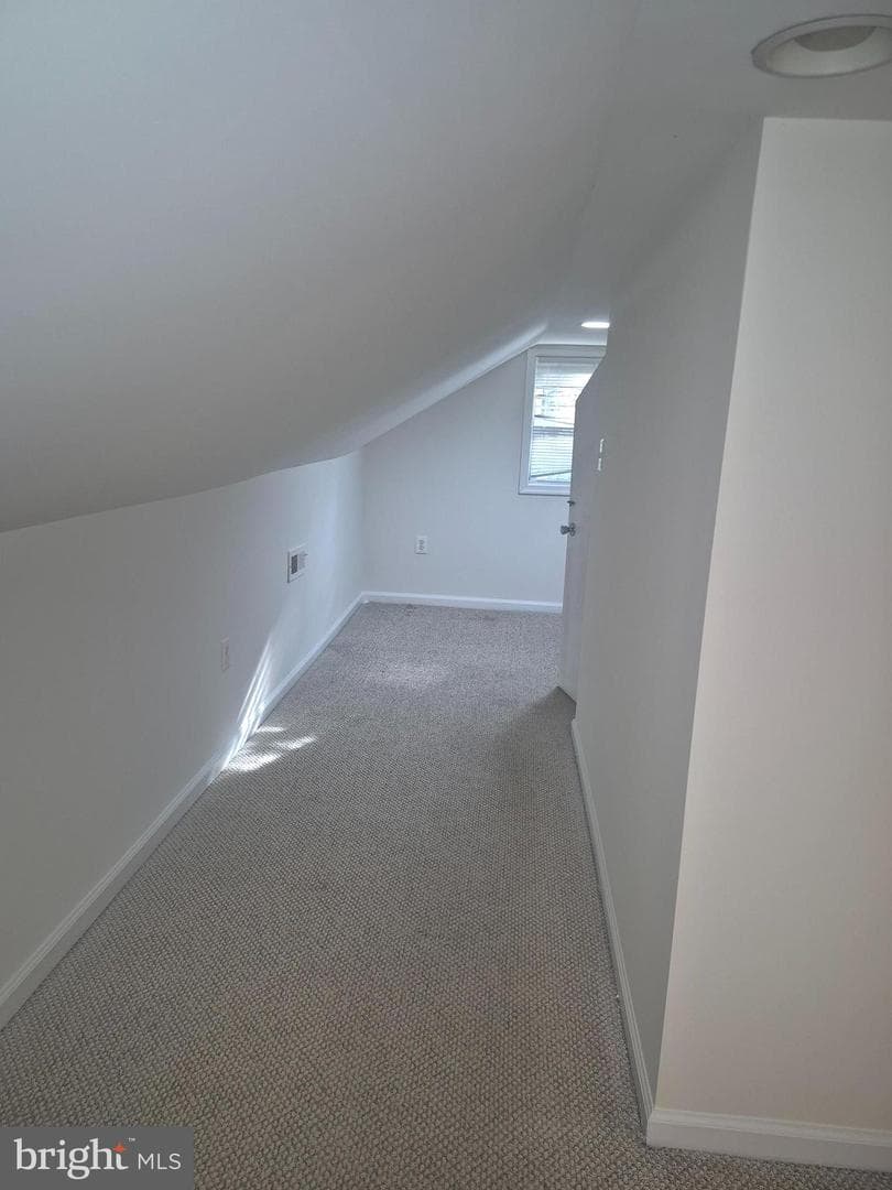 1821 Porter Avenue photo 15