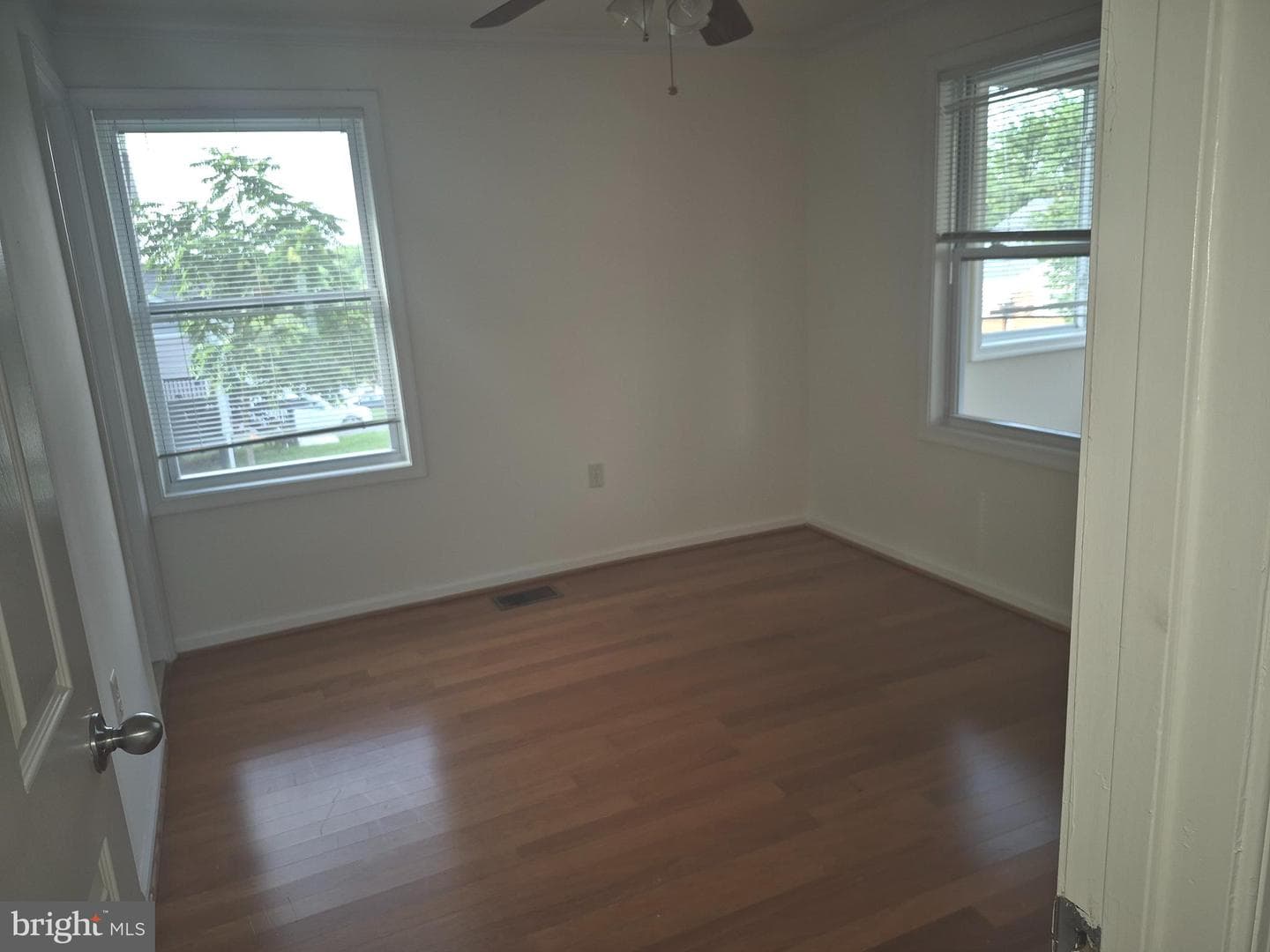 1821 Porter Avenue photo 9
