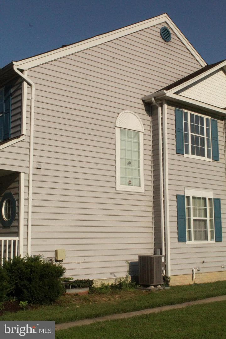 16332 Brooktrail Court photo 4