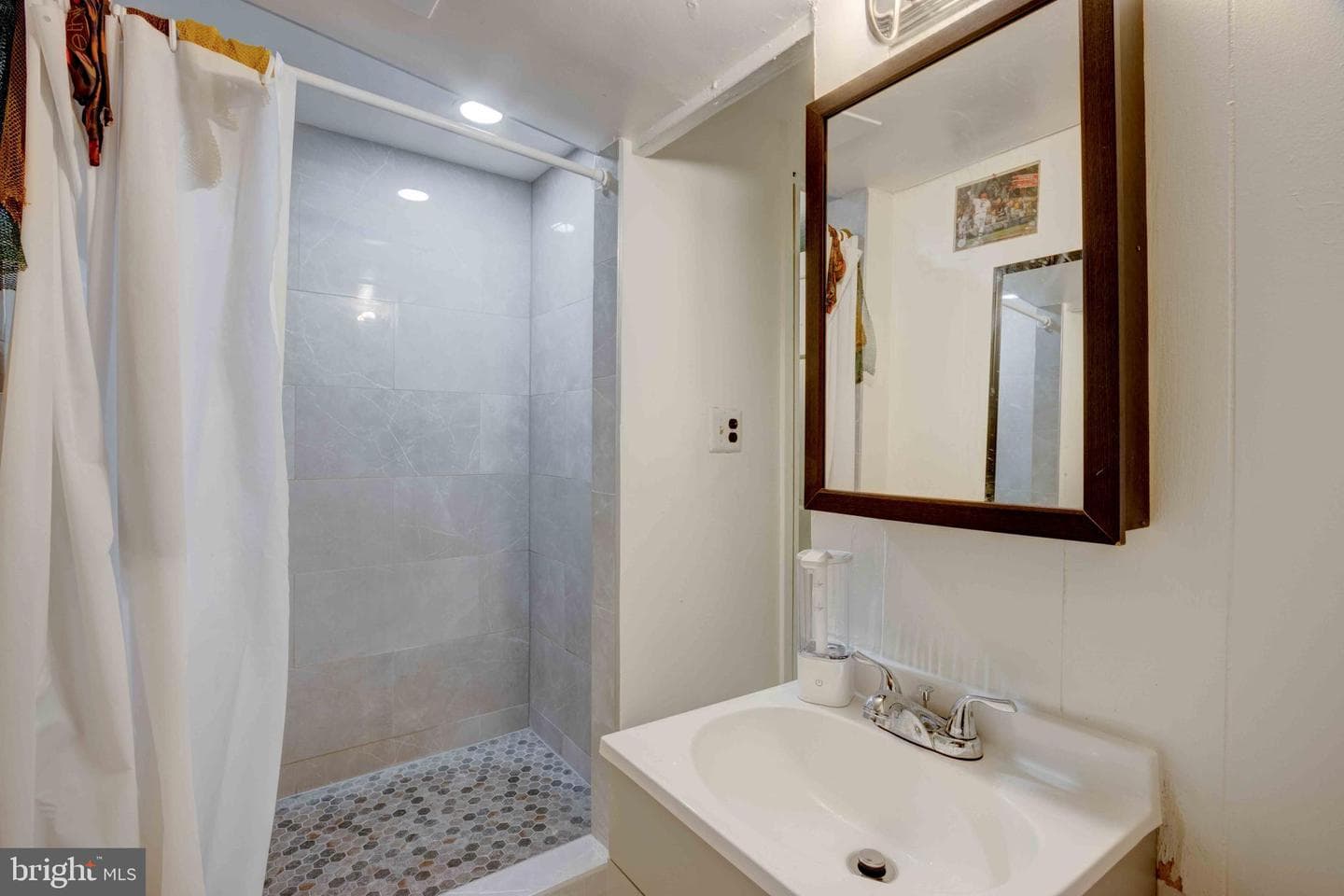 9102 4th Street photo 3