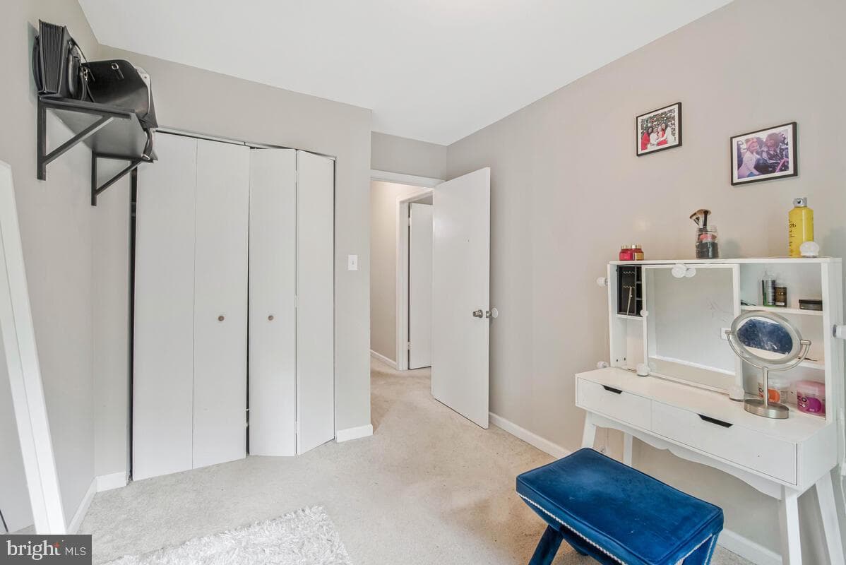 7122 Marbury Court photo 18