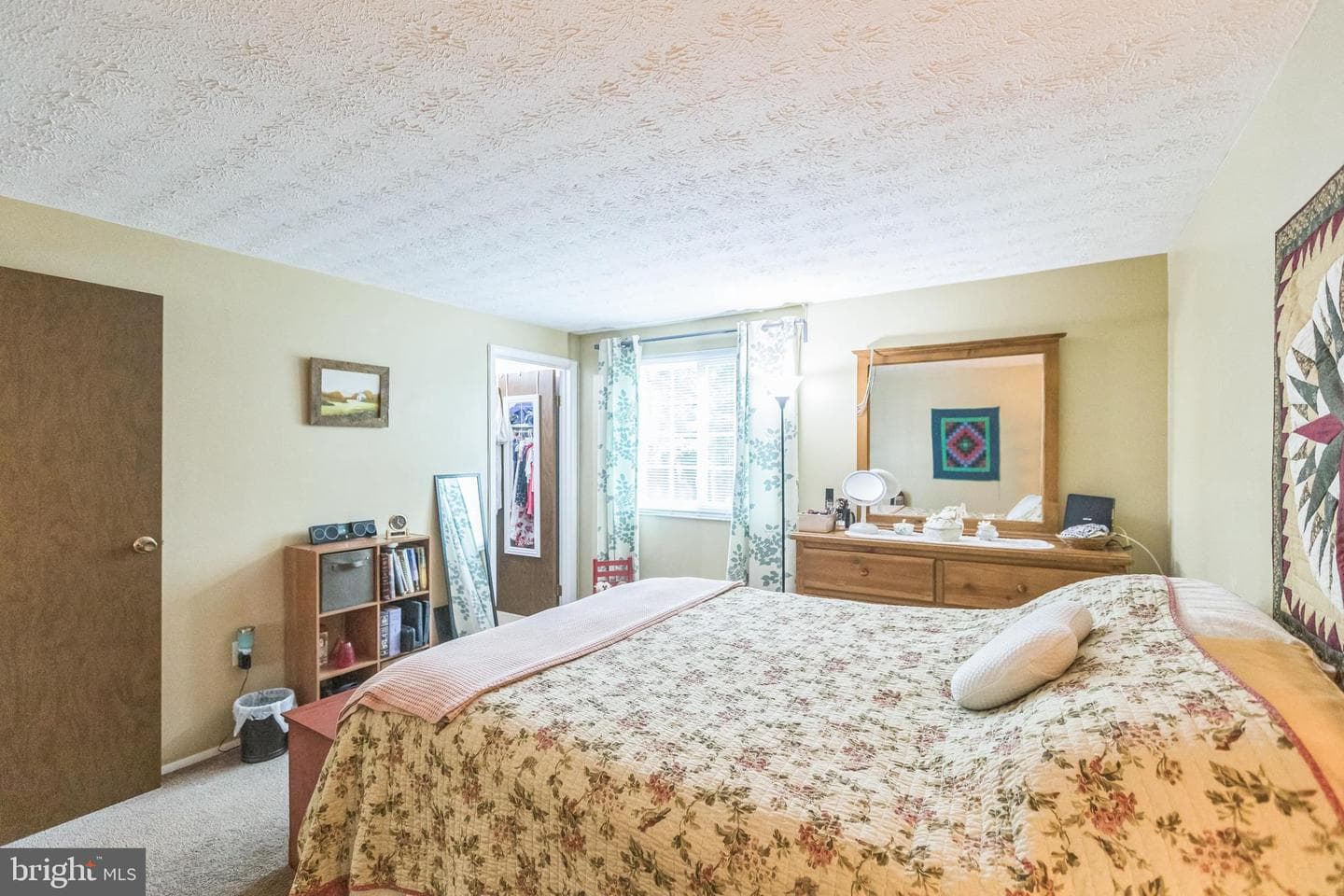 4803 Catherine Court photo 10