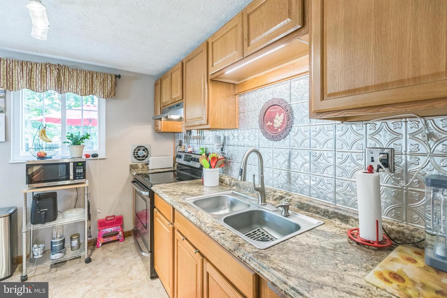 4803 Catherine Court photo 9