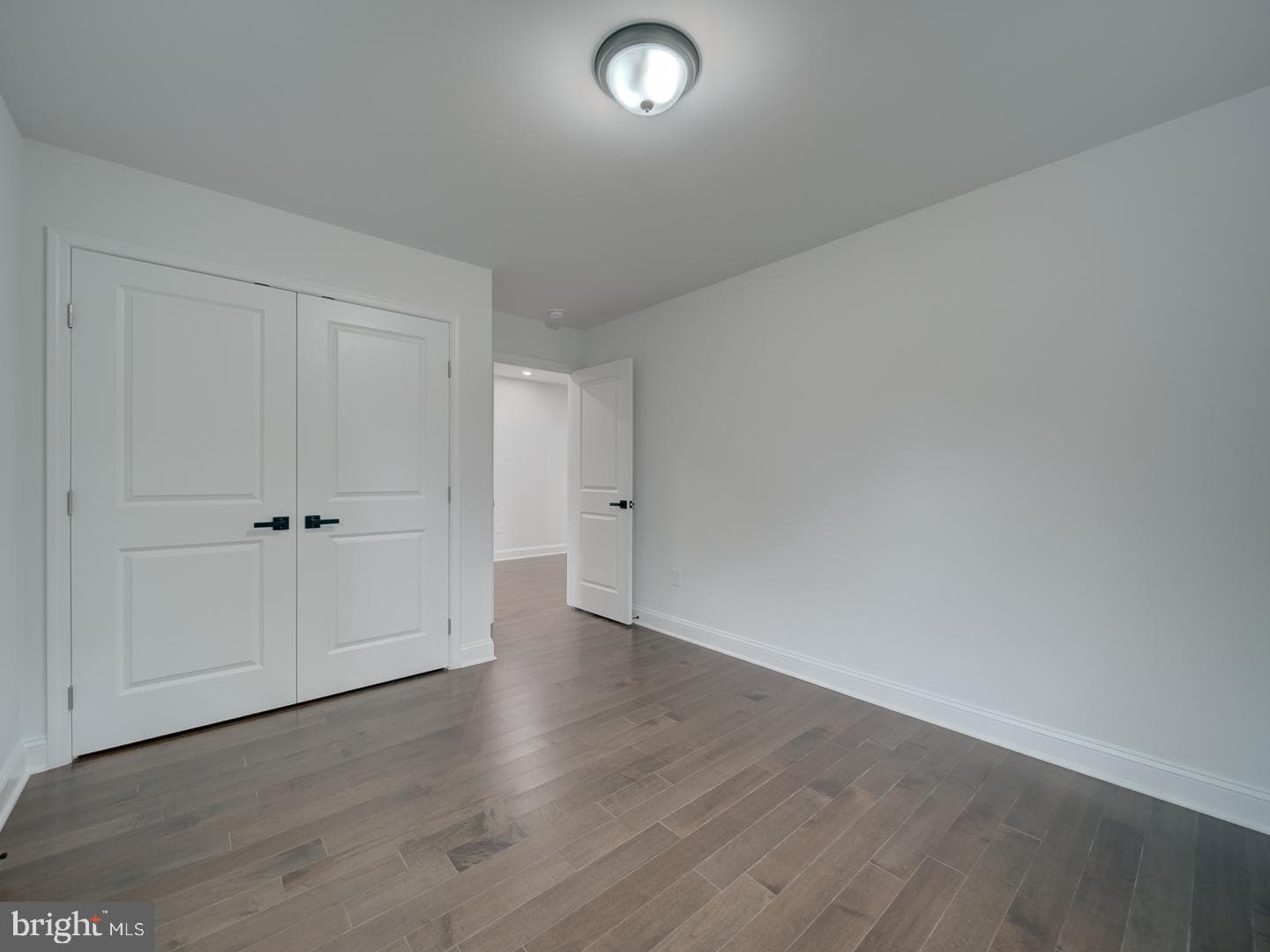 3912 Livingston Street photo 73
