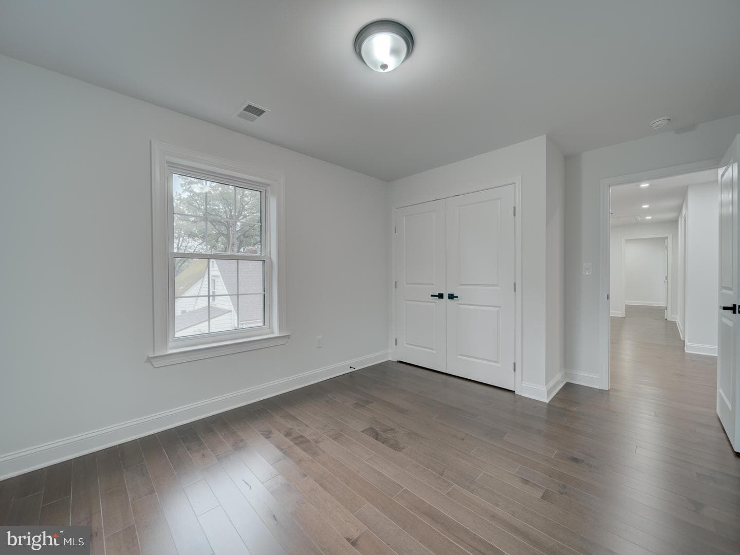3912 Livingston Street photo 74