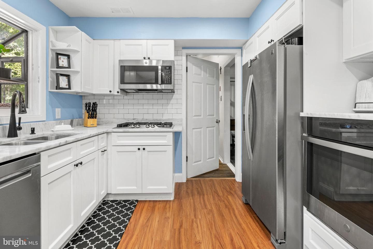 3902 Winchester Lane photo 18