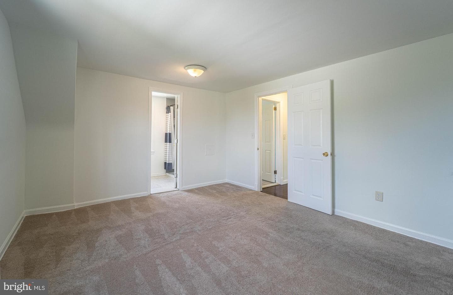 6202 Baltic Street photo 19