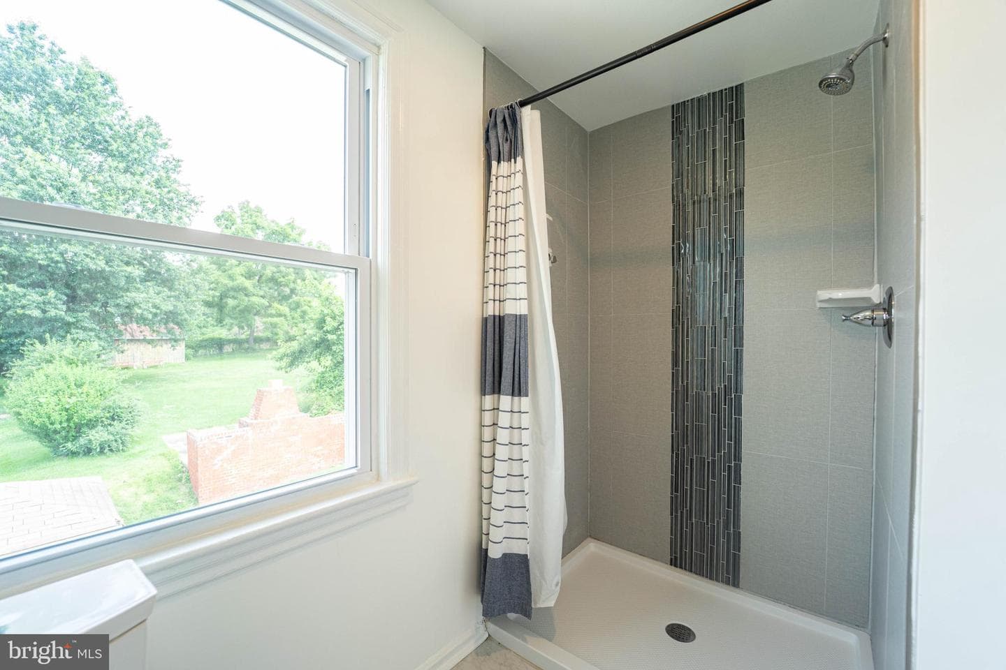 6202 Baltic Street photo 22