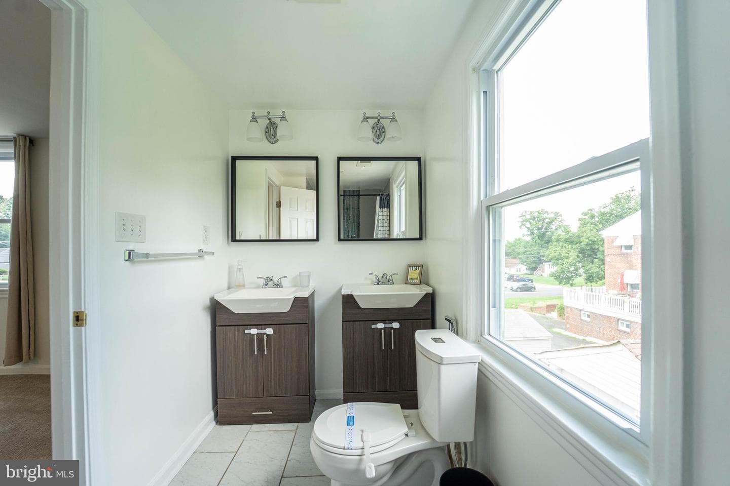 6202 Baltic Street photo 23
