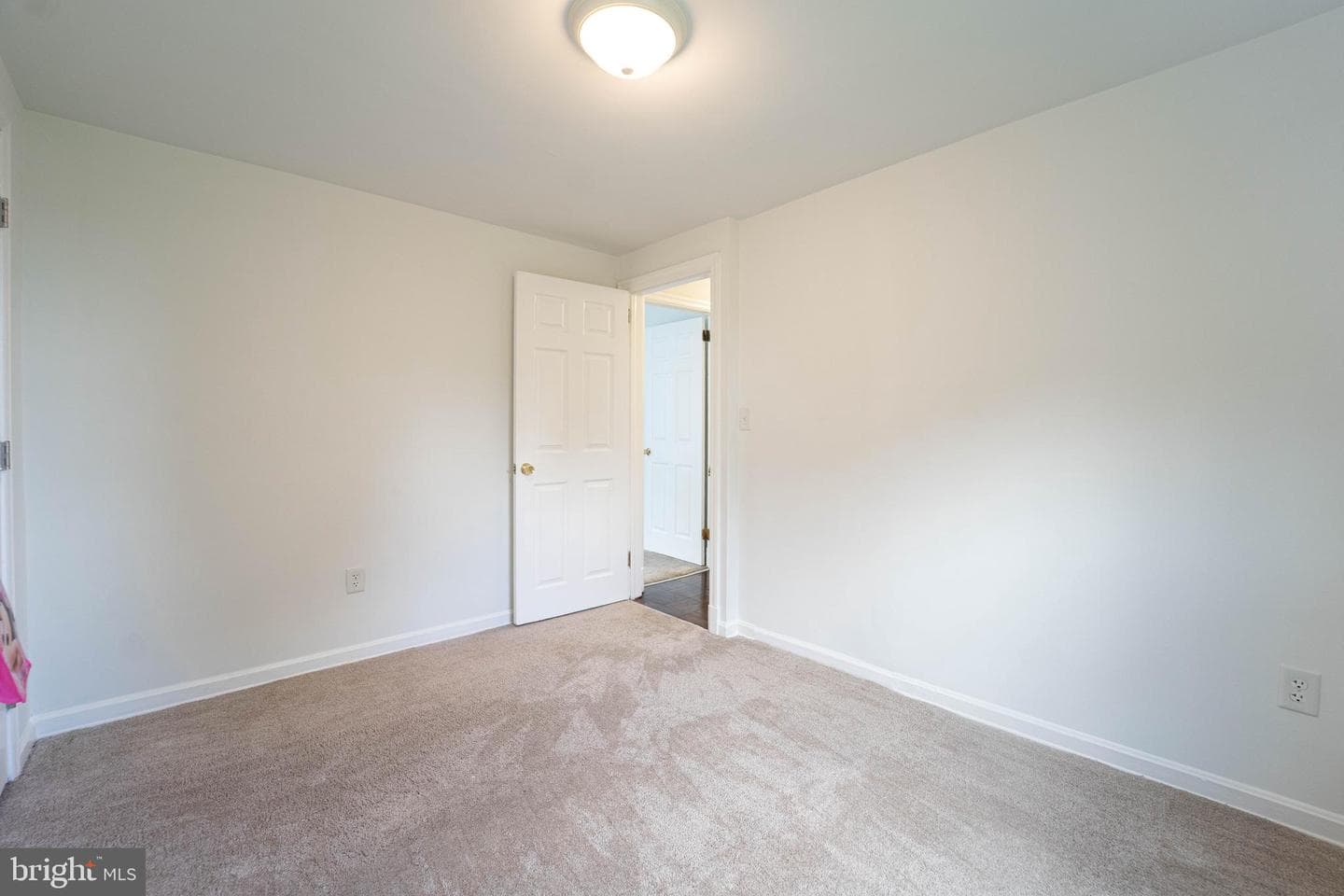 6202 Baltic Street photo 30