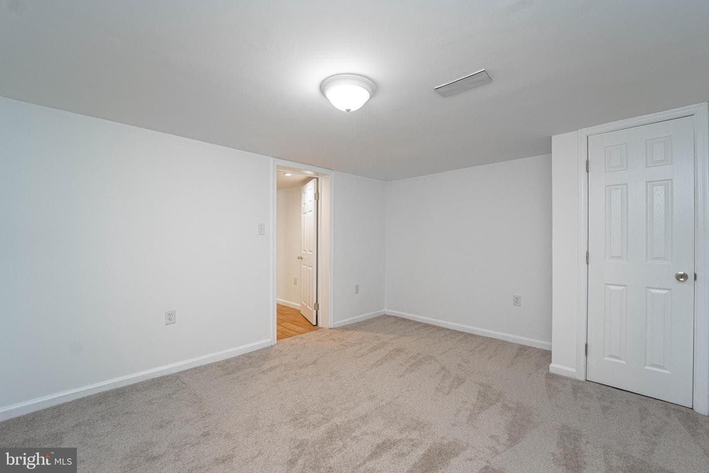 6202 Baltic Street photo 34
