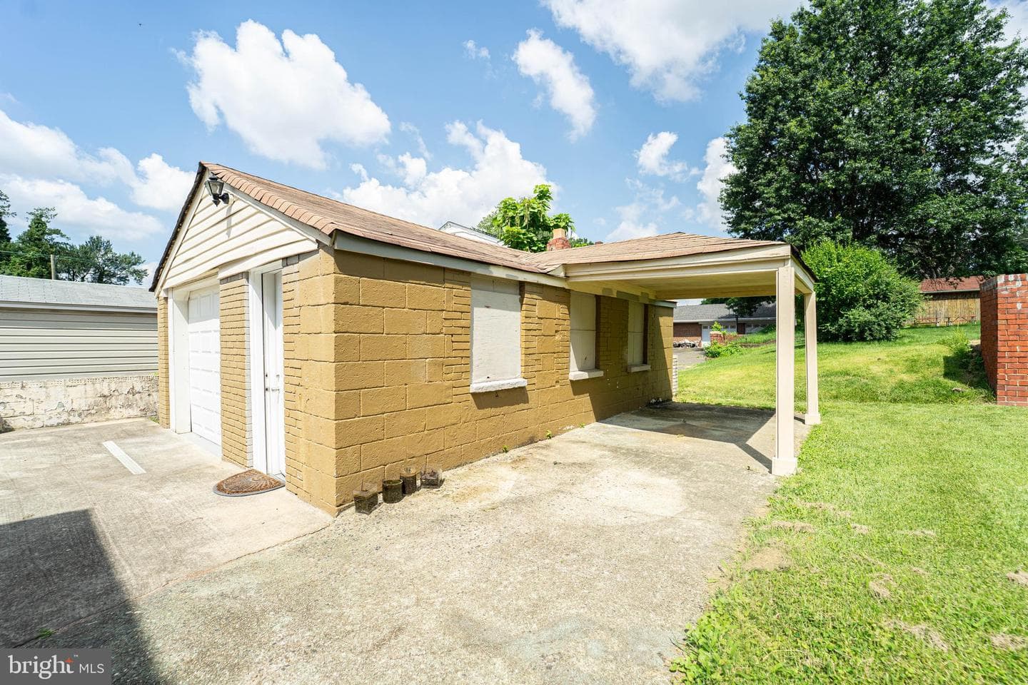 6202 Baltic Street photo 45