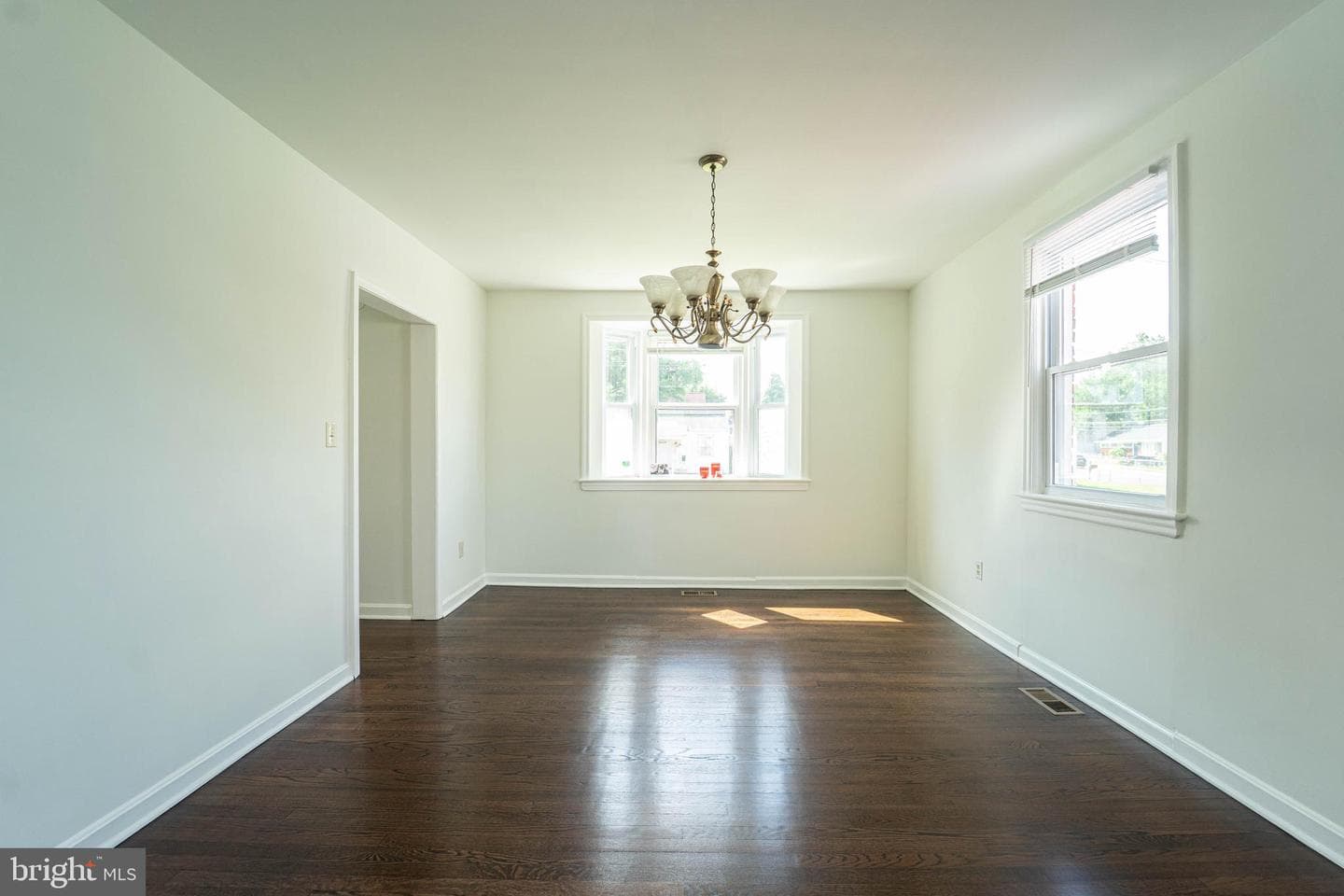 6202 Baltic Street photo 6