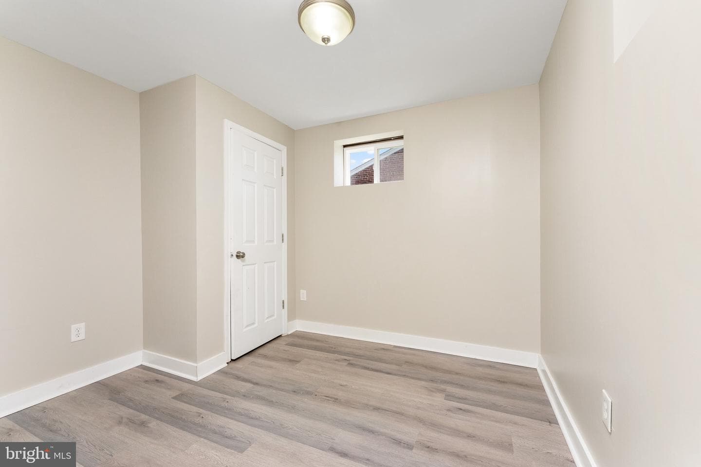 4112 Ellis Street photo 13