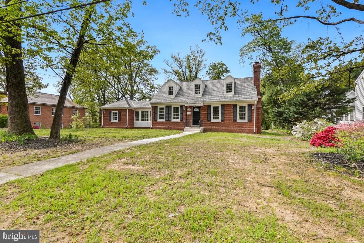 7004 40th Avenue, Hyattsville
