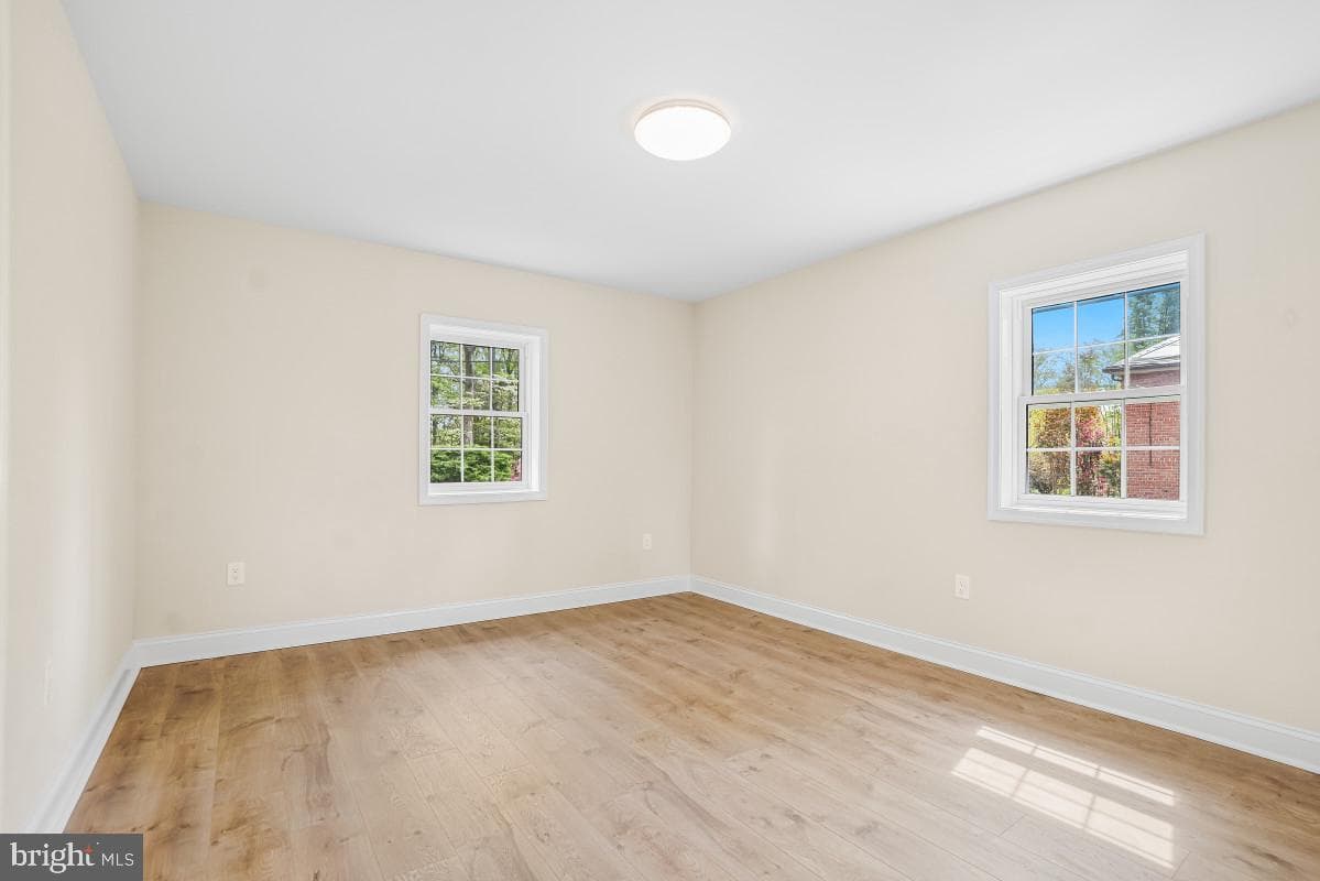 7004 40th Avenue photo 36