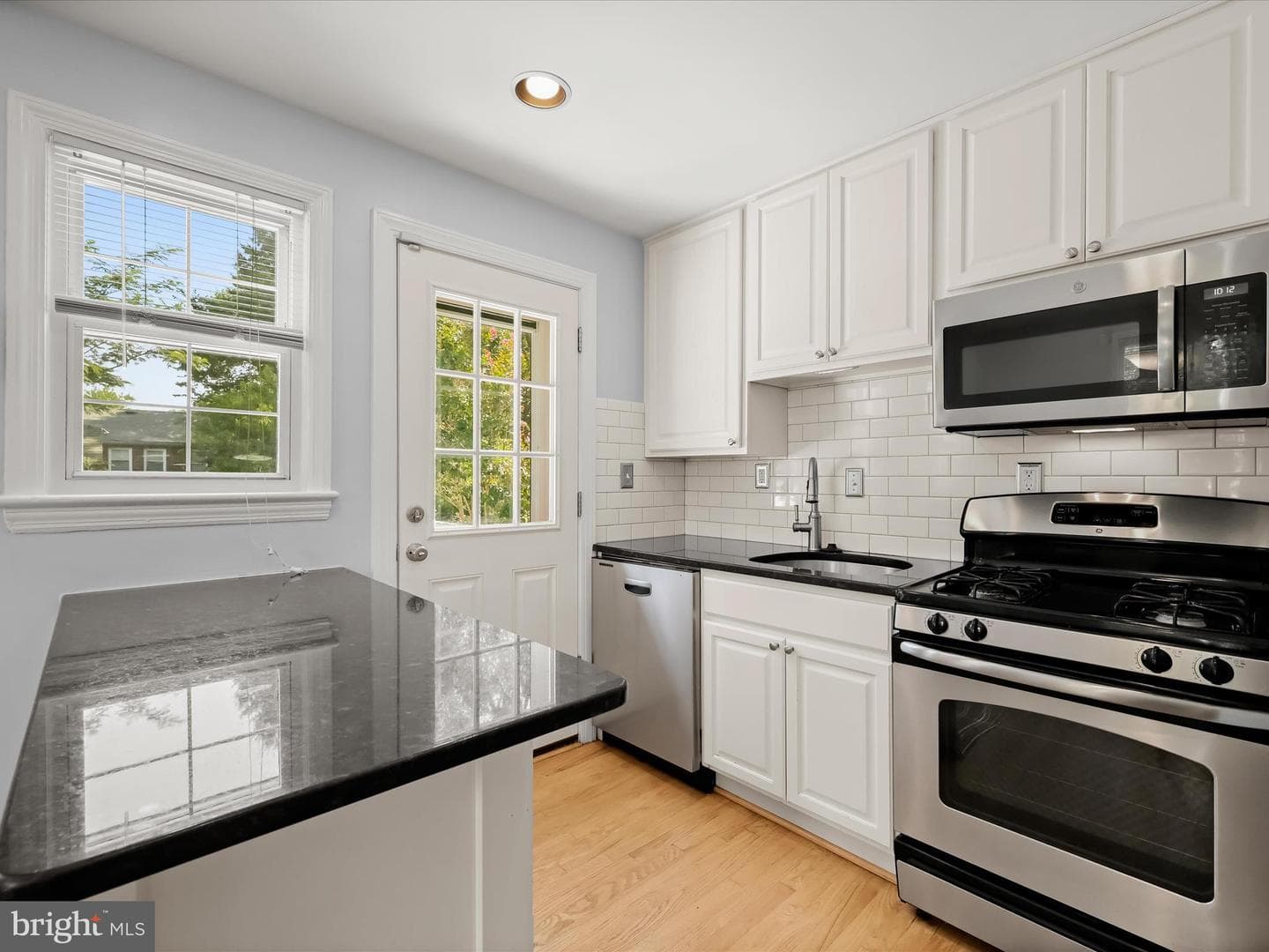 5100 Lackawanna Street photo 14