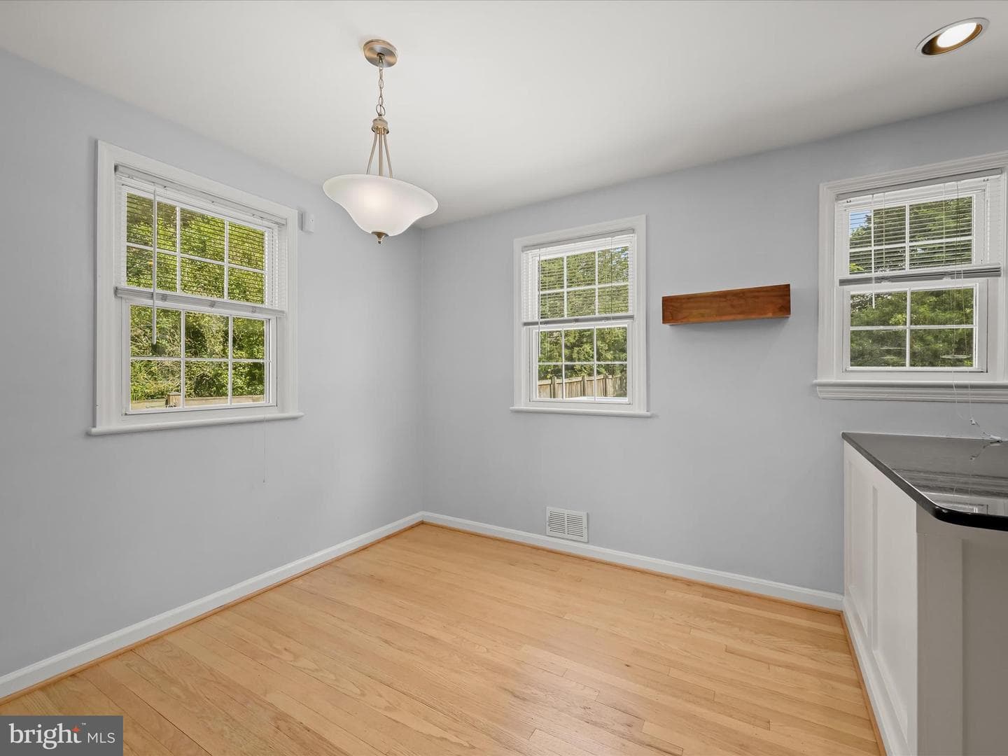 5100 Lackawanna Street photo 9