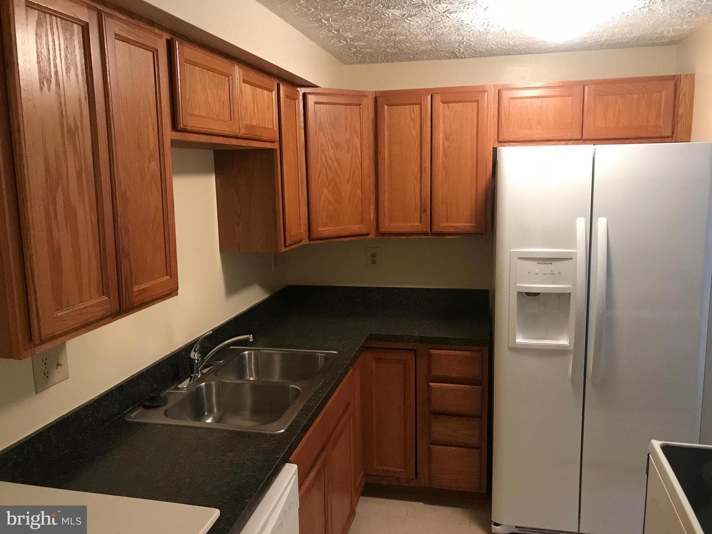 426 Shady Glen Drive photo 3