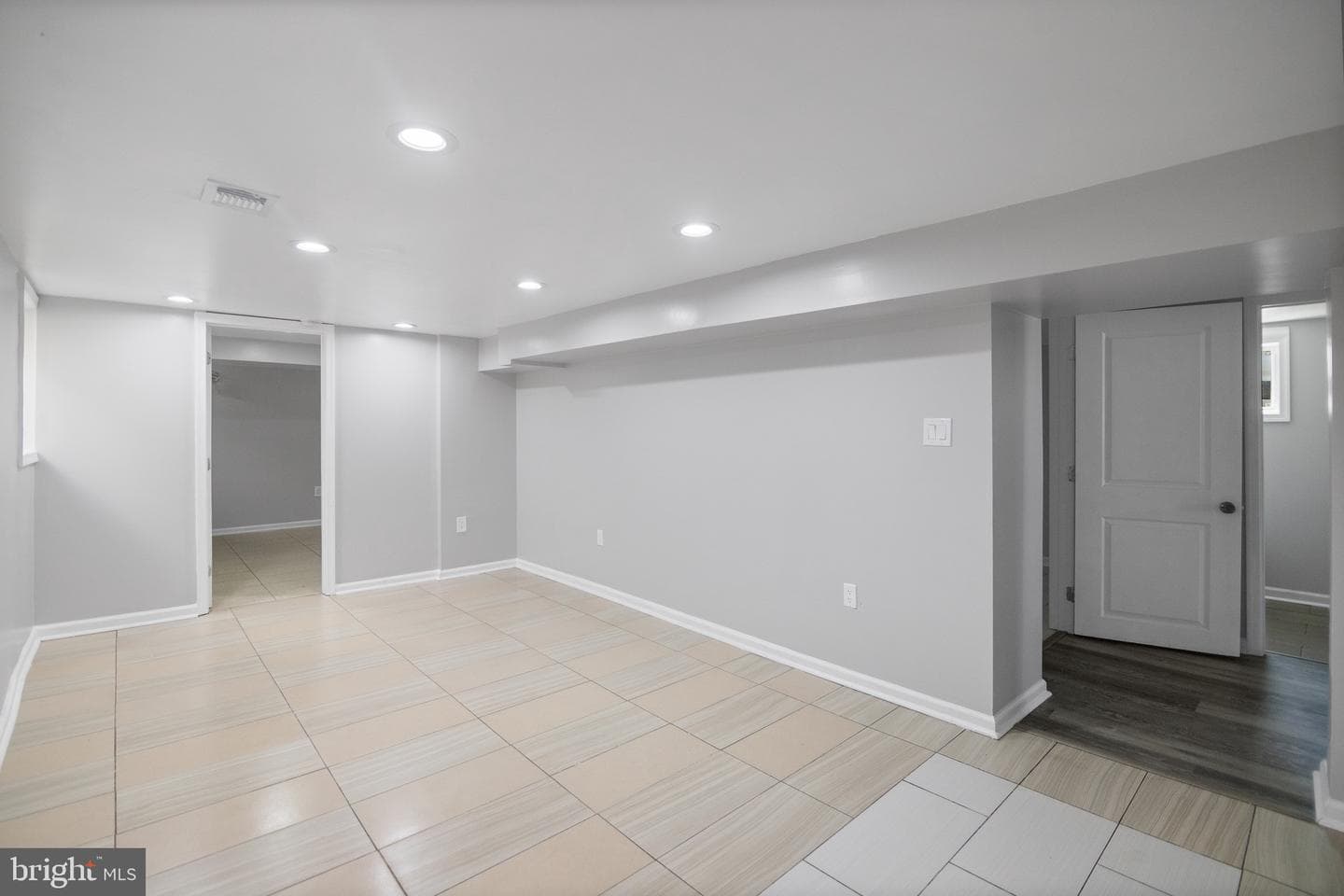 402 Dateleaf Avenue photo 12