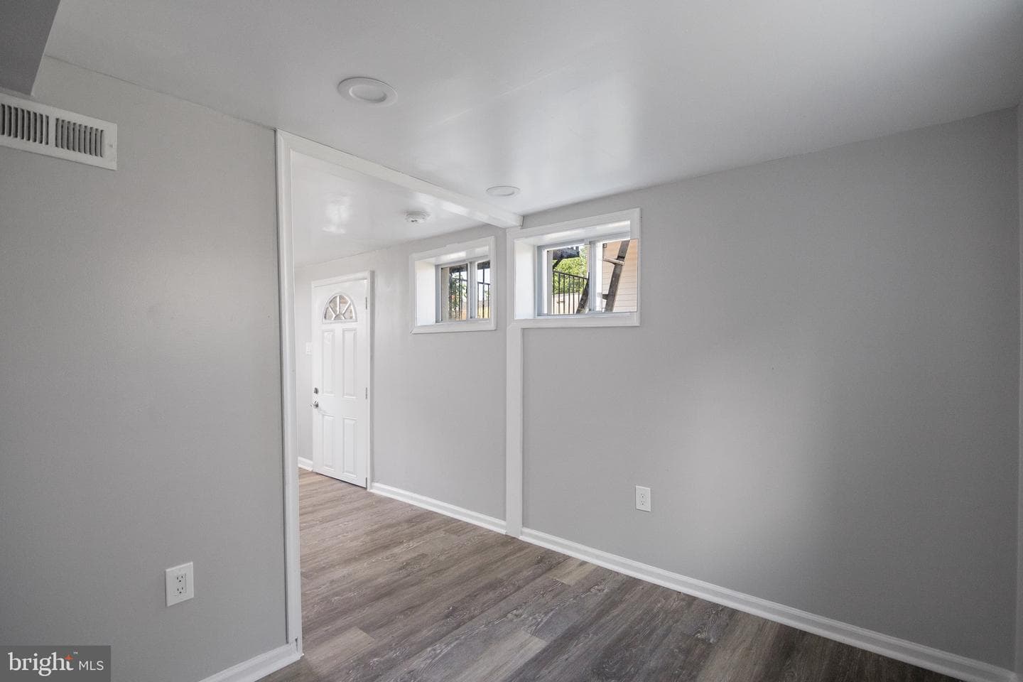 402 Dateleaf Avenue photo 18