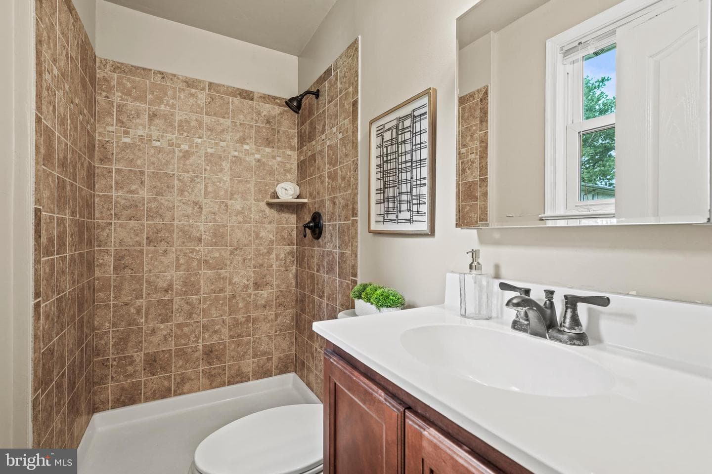 11010 Welch Street photo 11