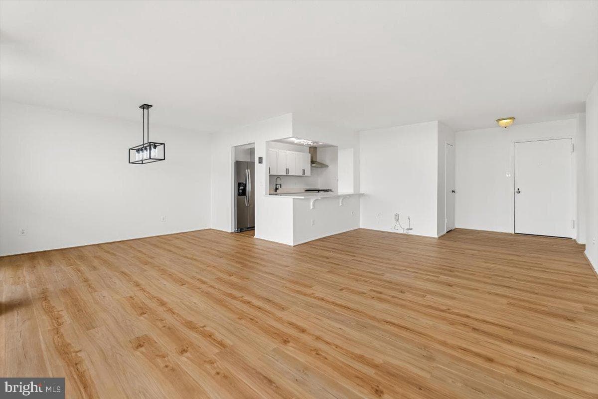 6100 Westchester Park Drive #1114 photo 10