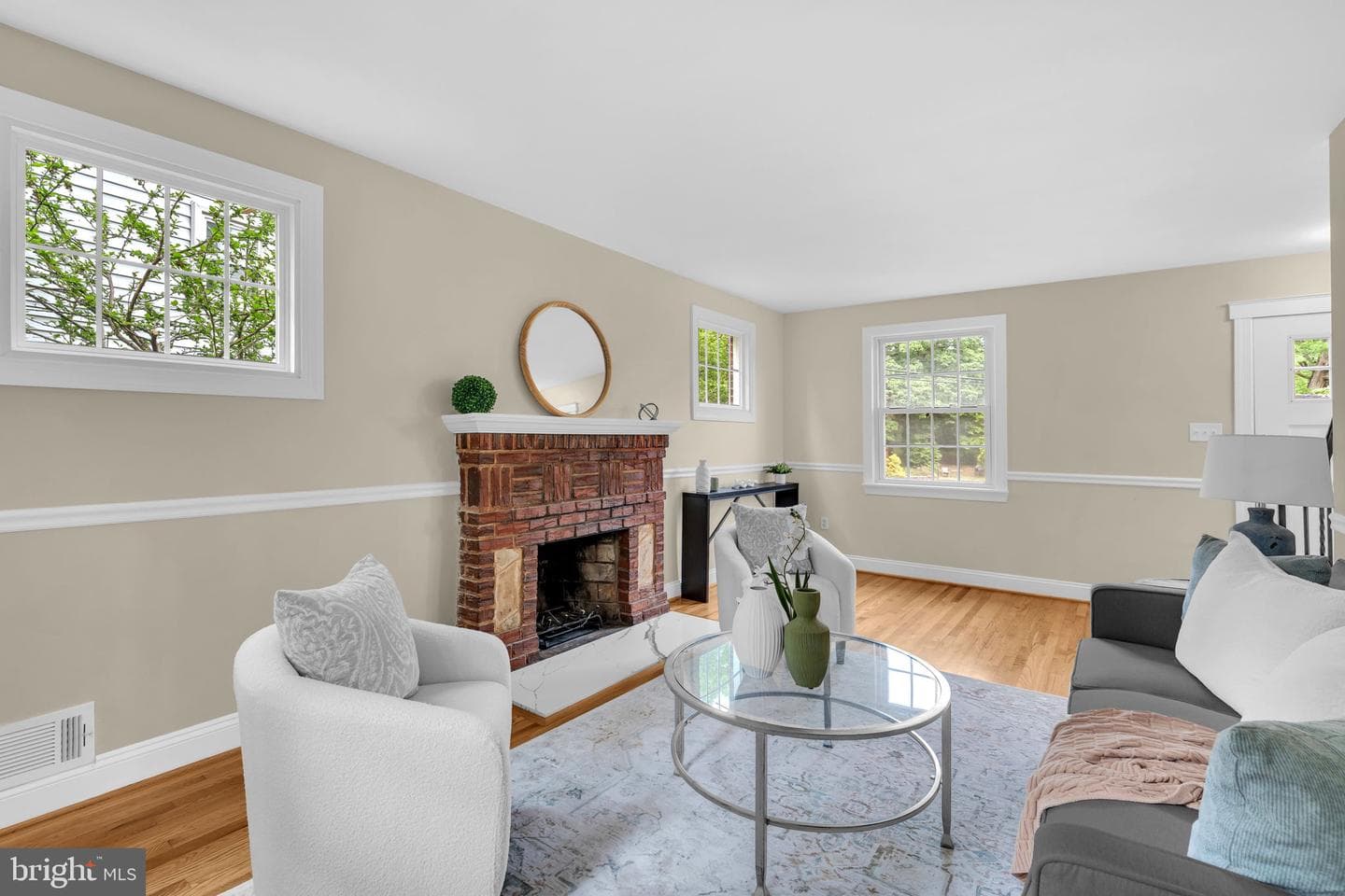 3114 Parkway photo 2