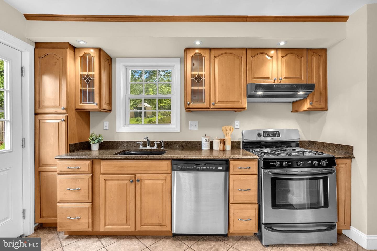 3114 Parkway photo 5