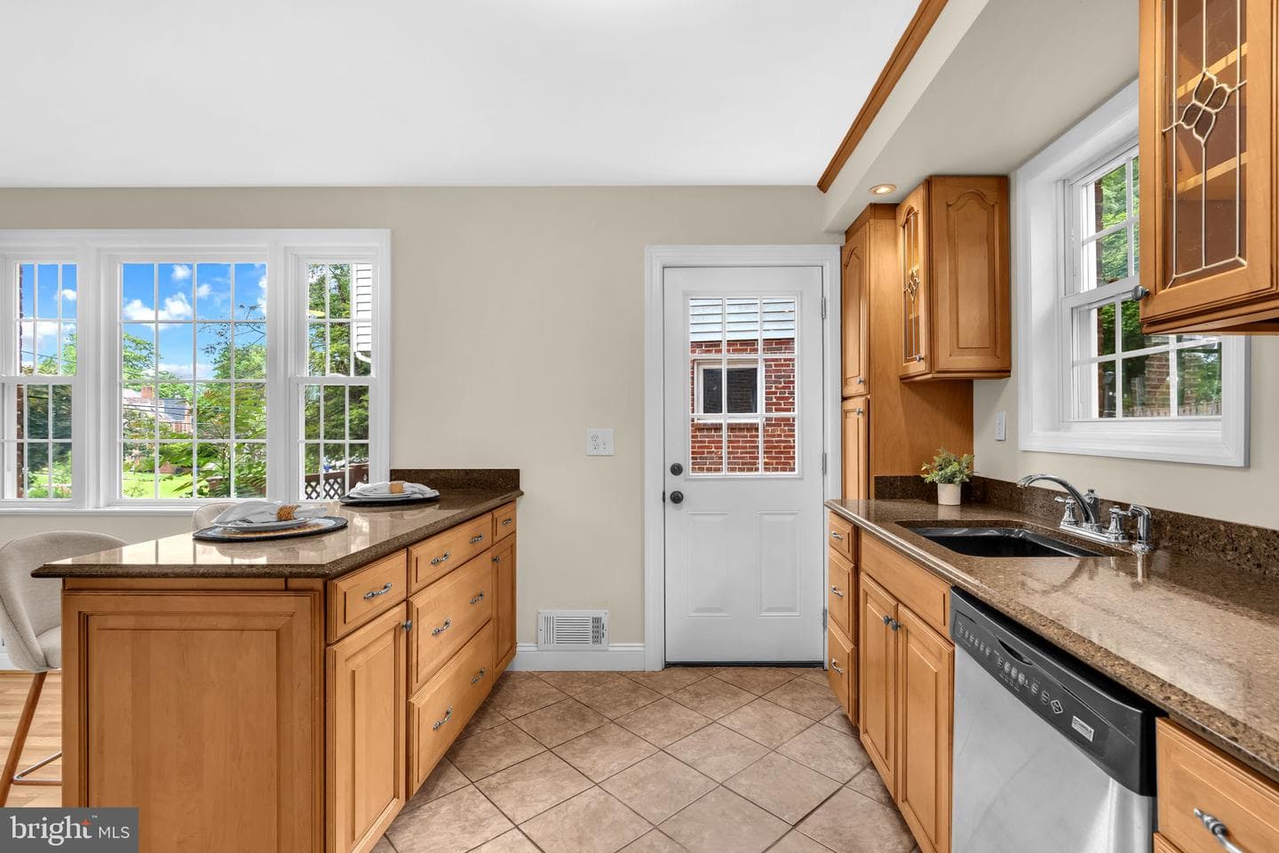 3114 Parkway photo 7