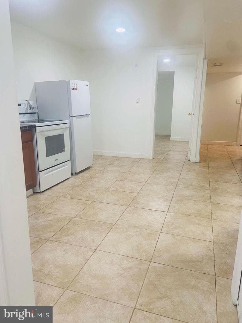 5440 Macbeth Street photo 20