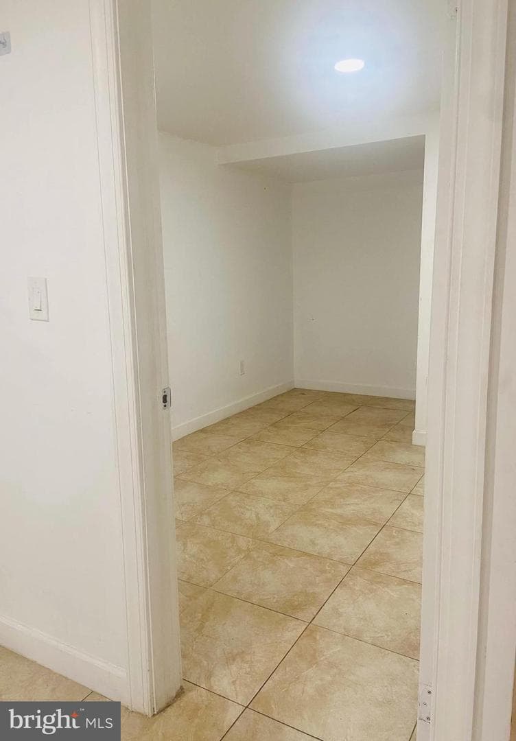 5440 Macbeth Street photo 21