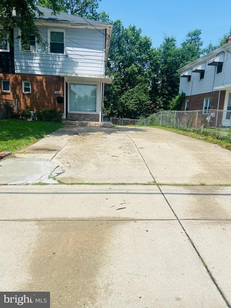 5440 Macbeth Street photo 24