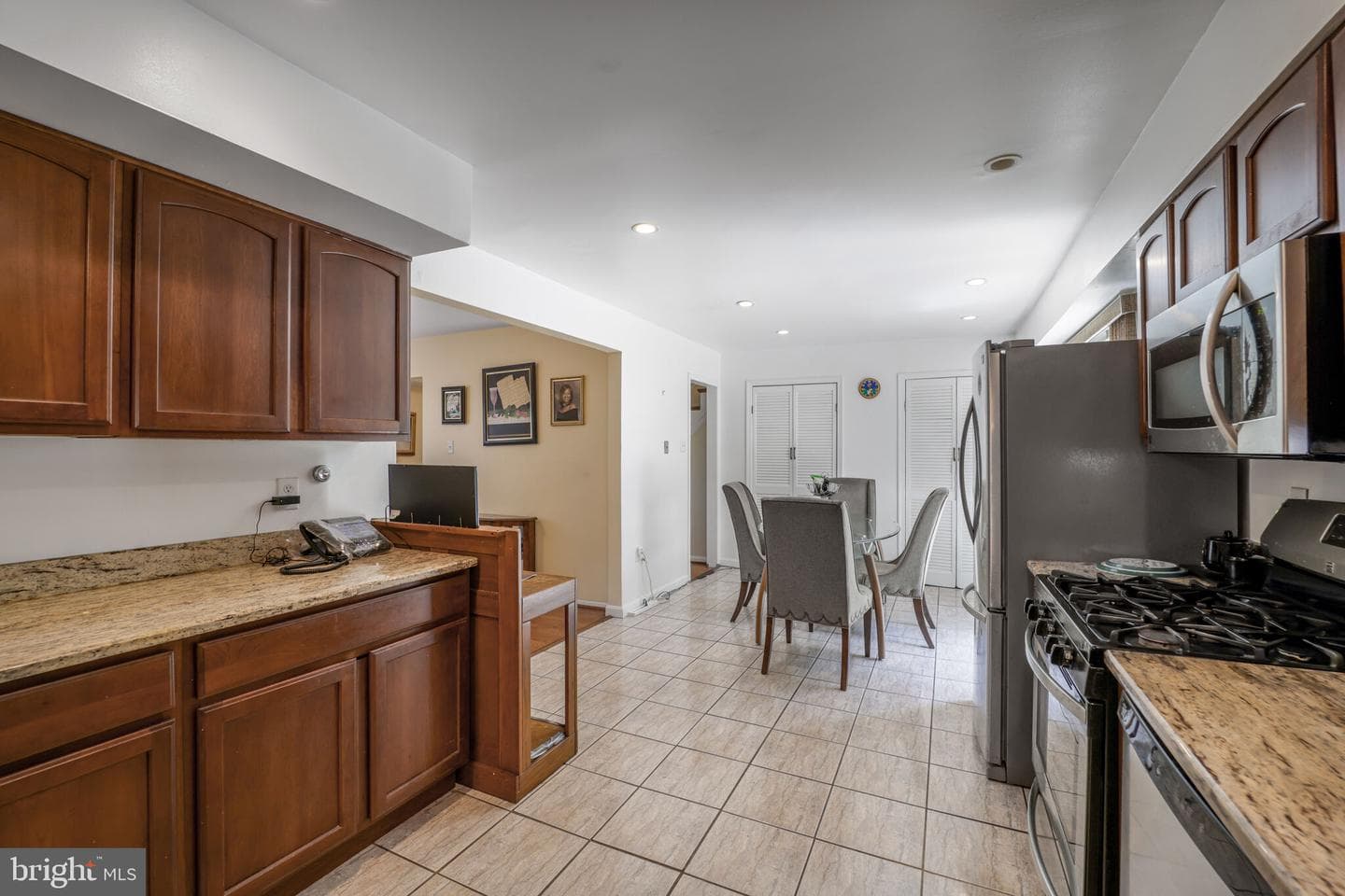 3101 Twin Court photo 7
