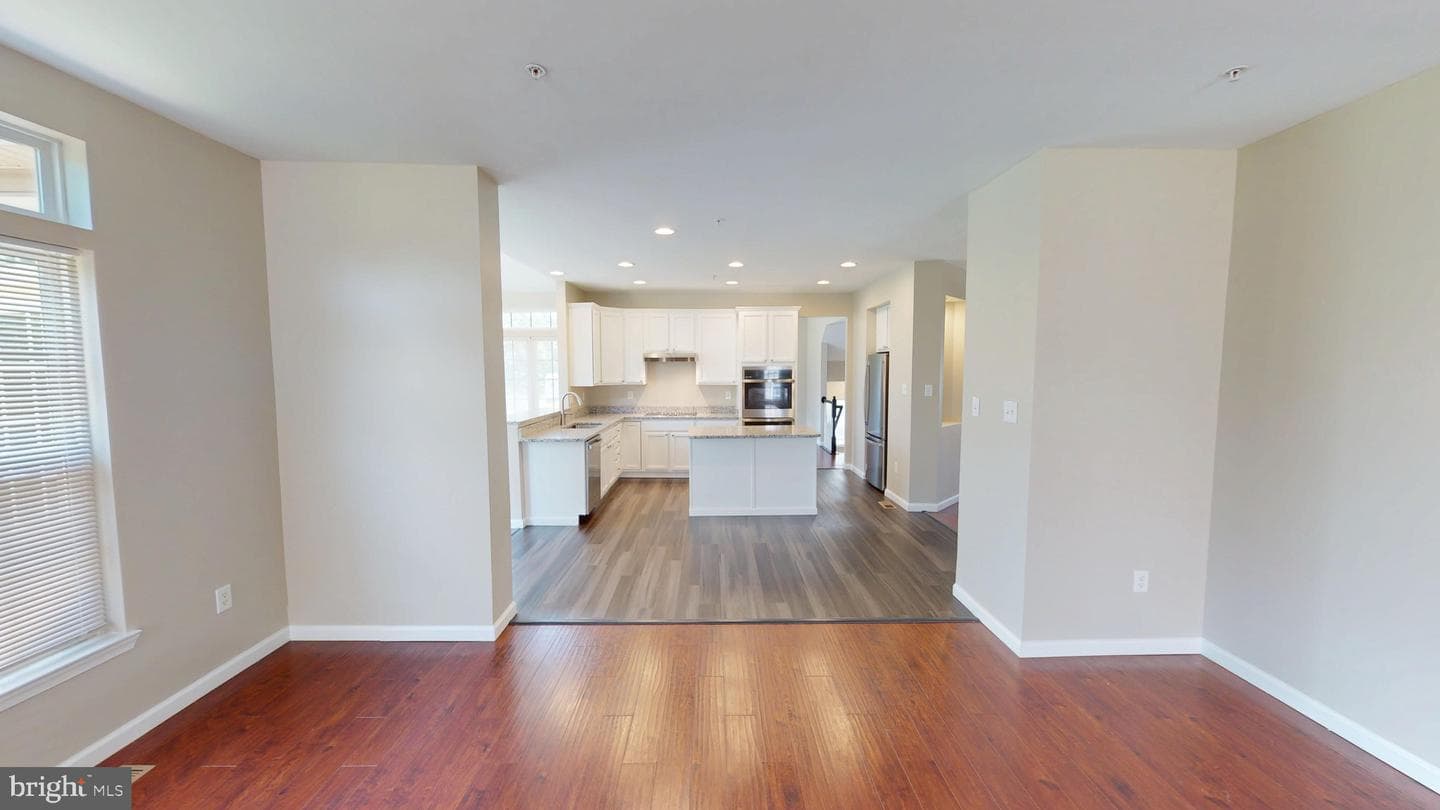 8117 Grayden Lane photo 23