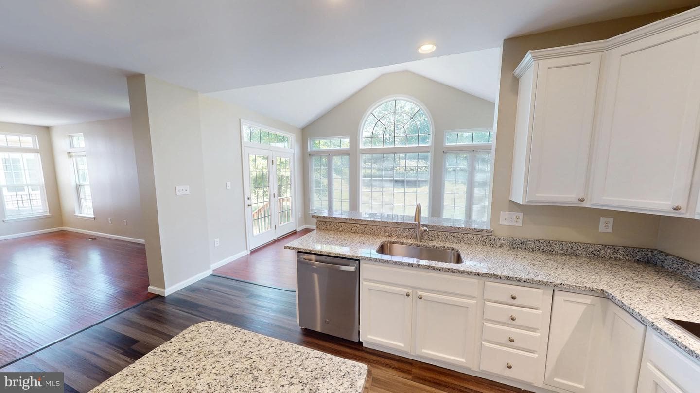 8117 Grayden Lane photo 36