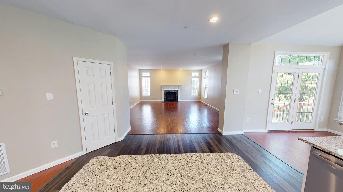 8117 Grayden Lane photo 37