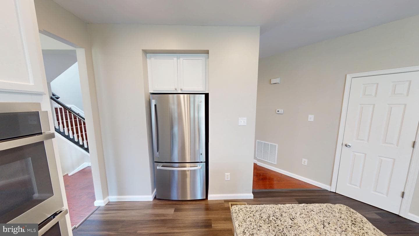 8117 Grayden Lane photo 38