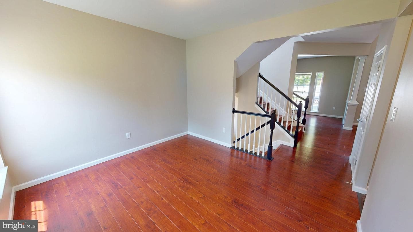 8117 Grayden Lane photo 43