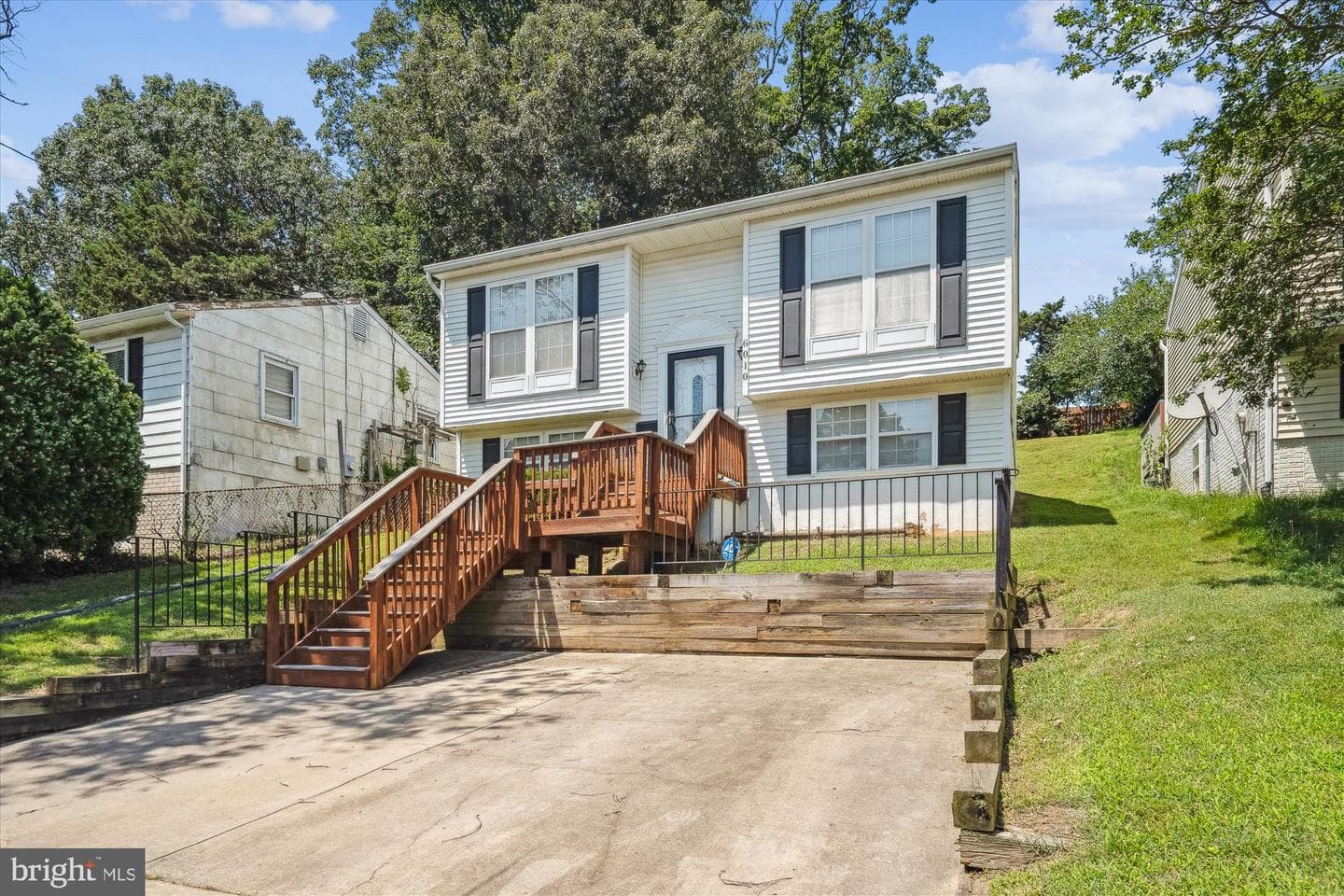 6010 Sheridan Street photo 2